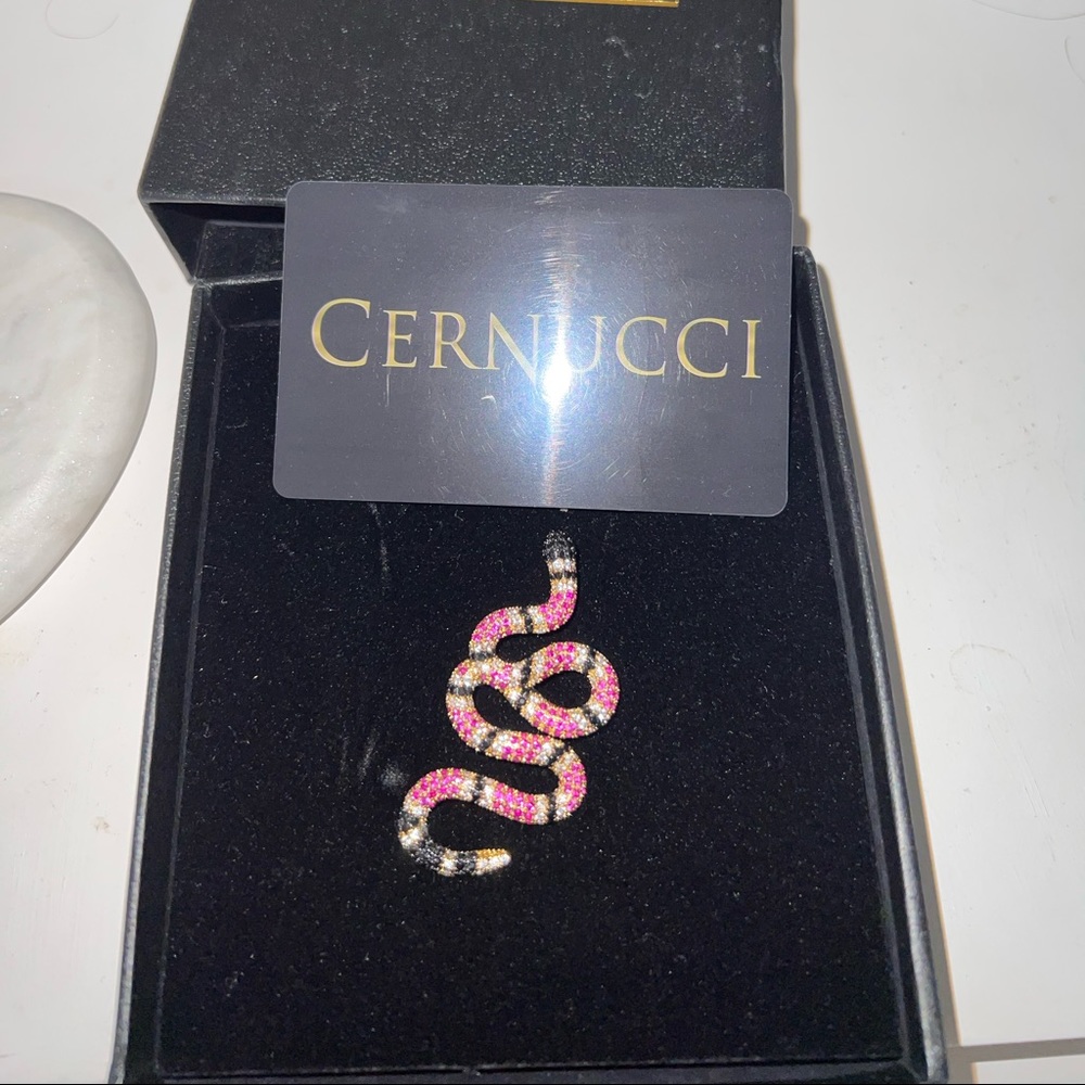 Cernucci chain pendant